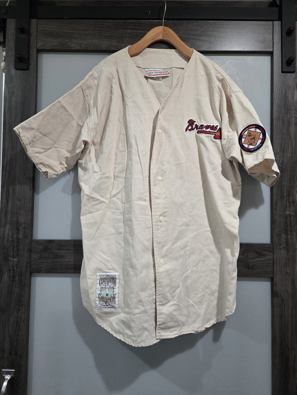 Vintage Cooperstown Collection Braves Baseball Jersey Shirt Large